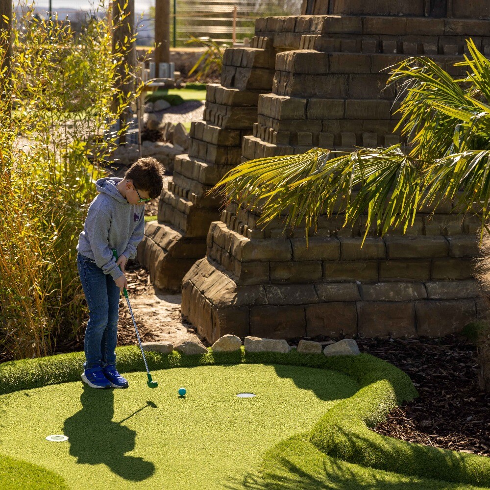 £5 Adventure Golf February Half-Term at Aztec Adventure