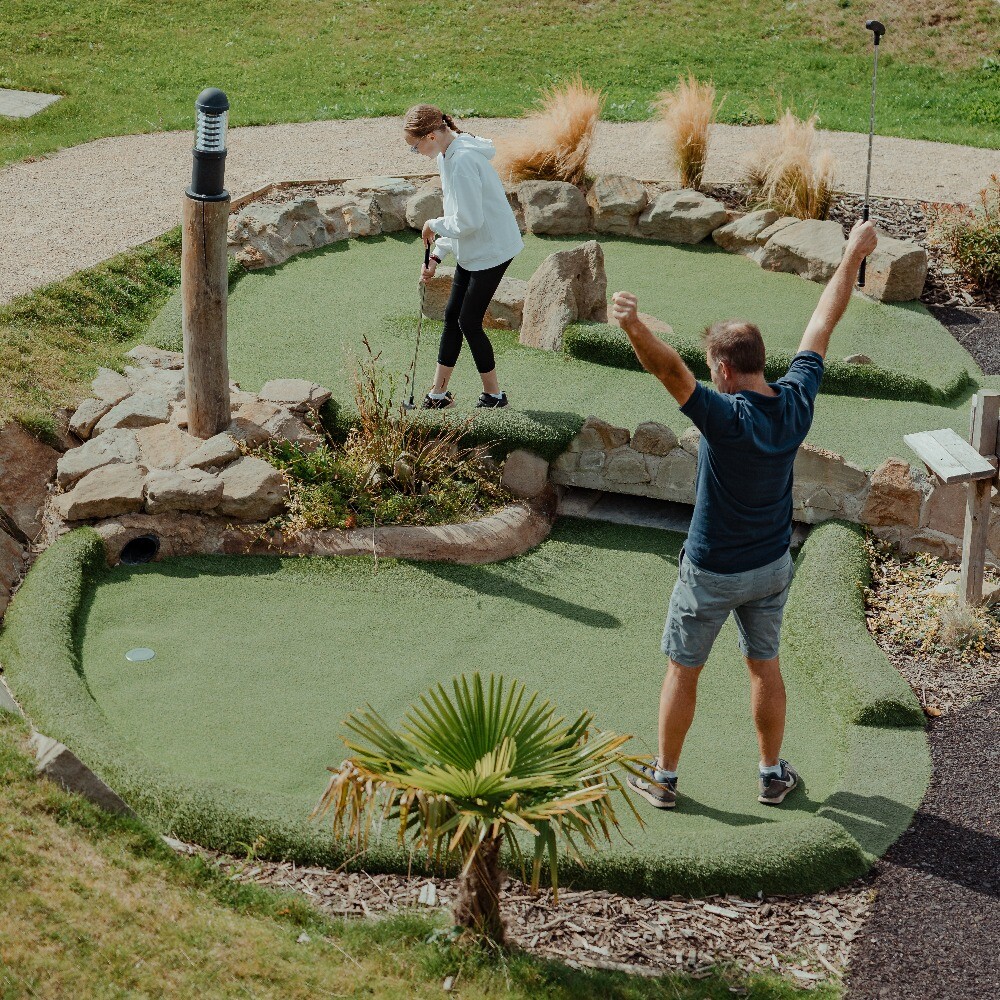 Dad Goes Free This Father’s Day – Golf or High Ropes at The Lost Valley | June 14–15, 2025
